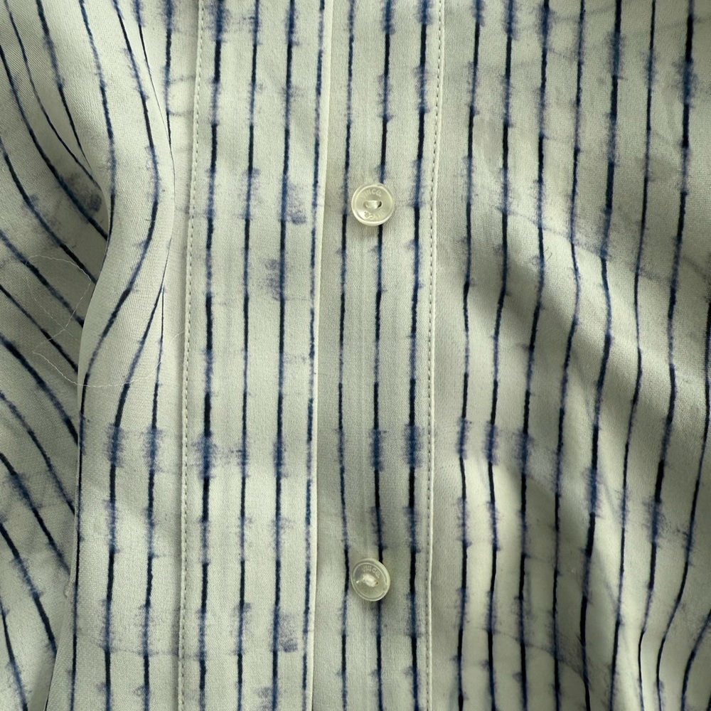 Vince White Blouse with Navy Pinstripes - Picture 4 of 4